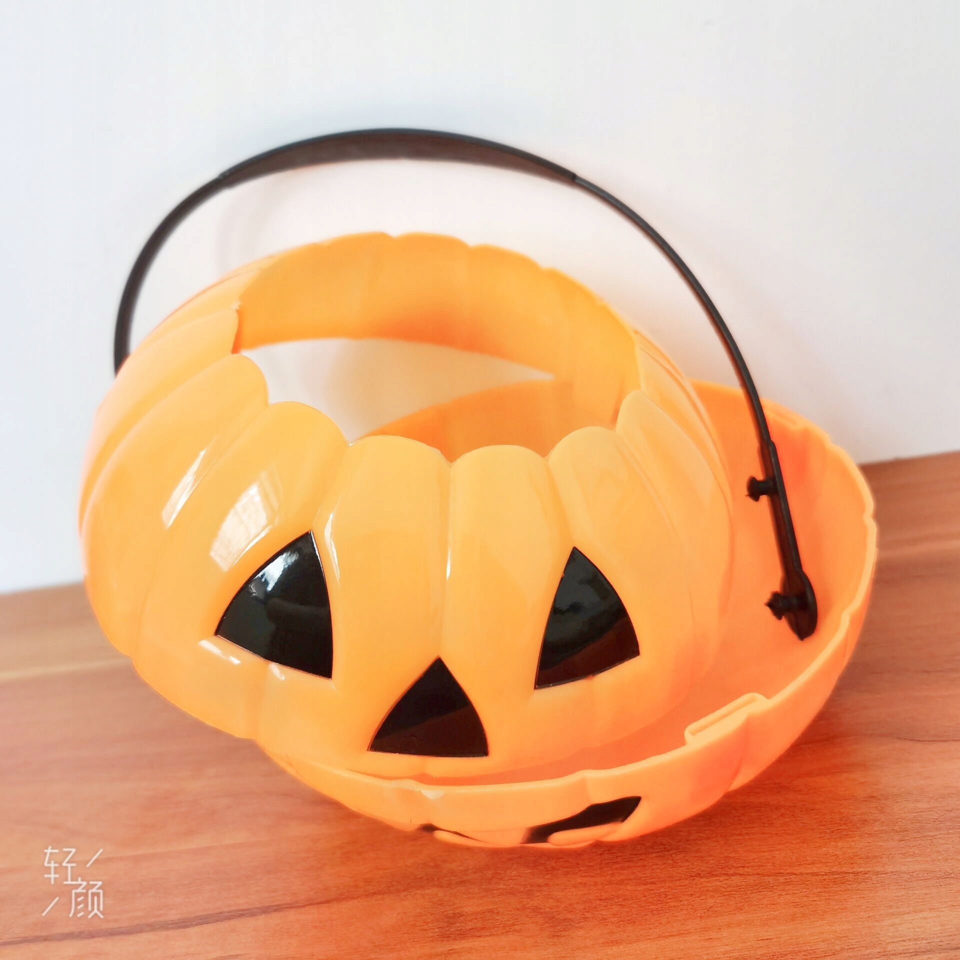 DUŻE WIADERKO POJEMNIK DYNIA NA CUKIERKI HALLOWEEN SŁODYCZE DEKORACJA DYNIE